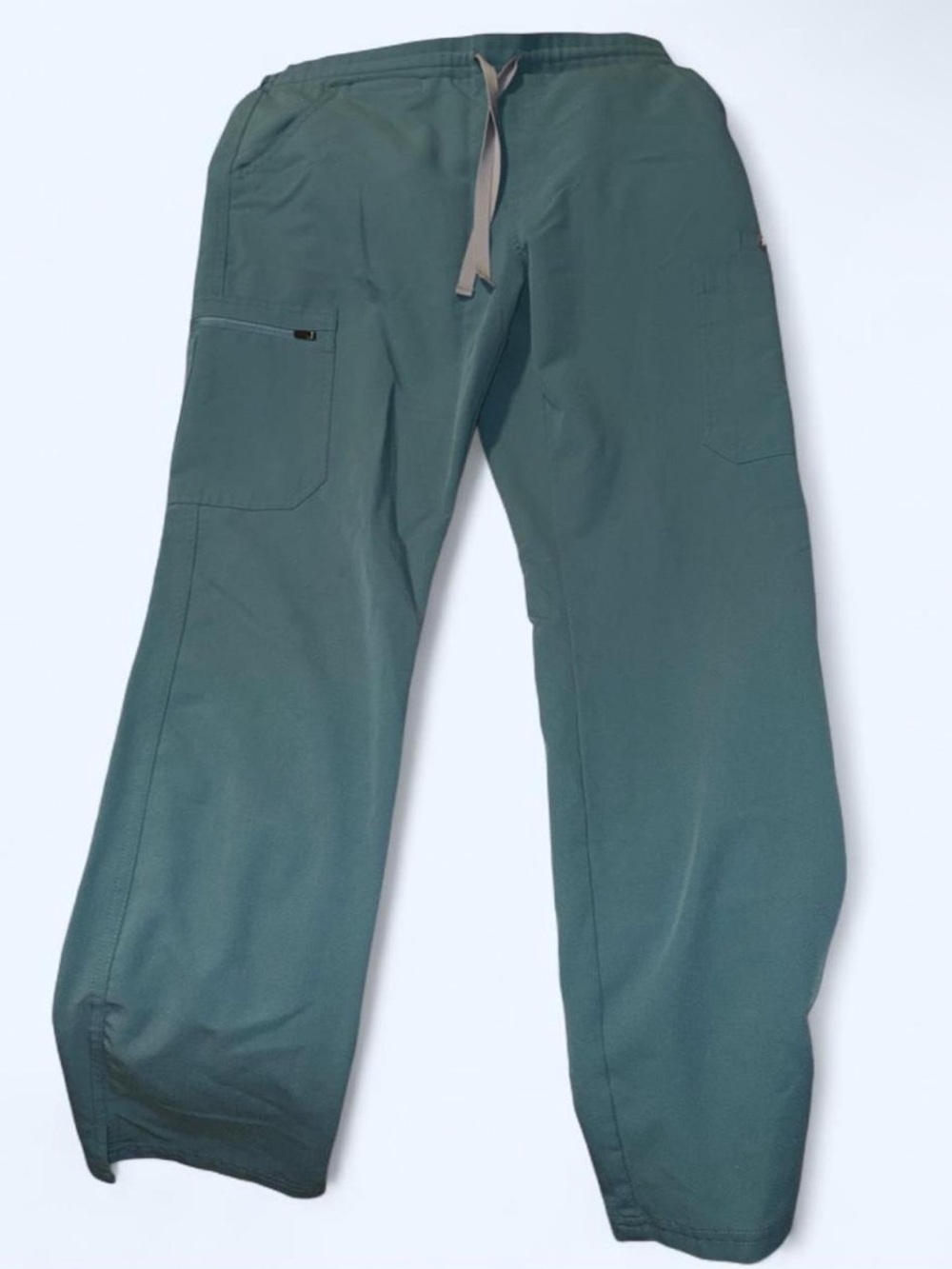 FIGS Hydrogreen Scrub Set - Picture 6 of 8